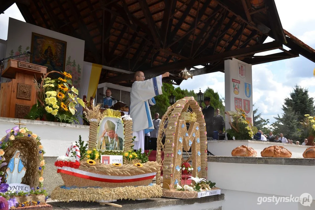 Dożynki powiatowe na Świętej Górze w 2013