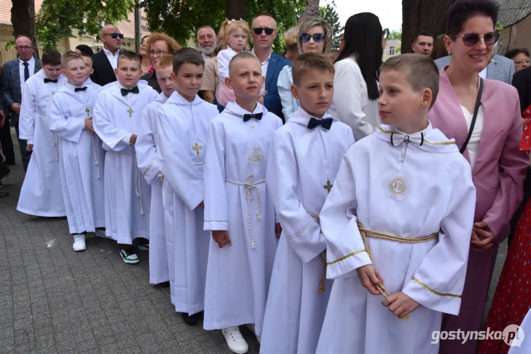 Uroczystość Pierwszej Komunii Świętej w parafii farnej w Gostyniu