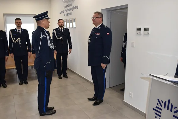 Pięcioro nowych sierżantów w Komendzie Powiatowej Policji w Gostyniu