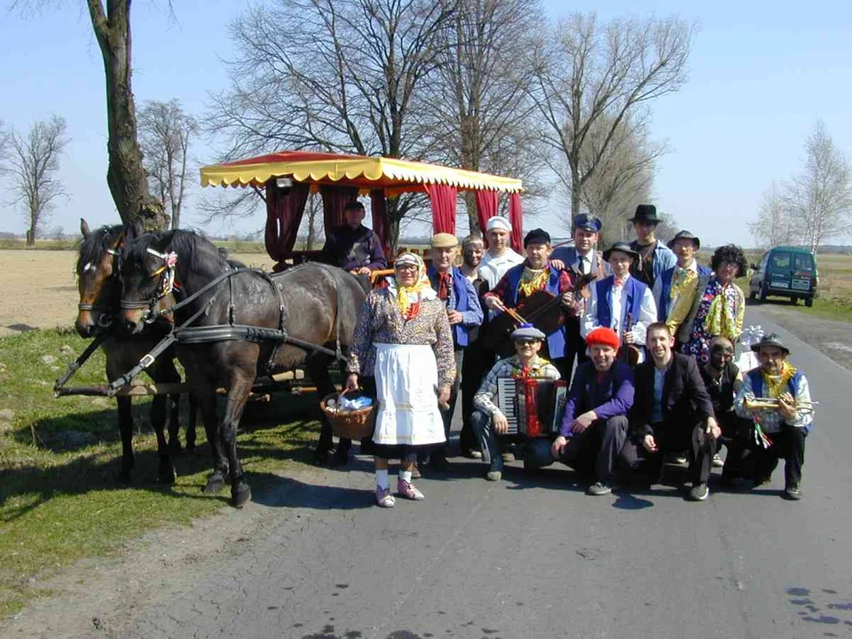 Pleszew i okolice 20 lat temu. Kwiecień 2003 - Zdjęcie główne