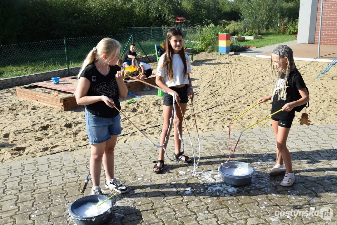 Piknik "Stara gazownia łączy pokolenia" w Krobi FOTO