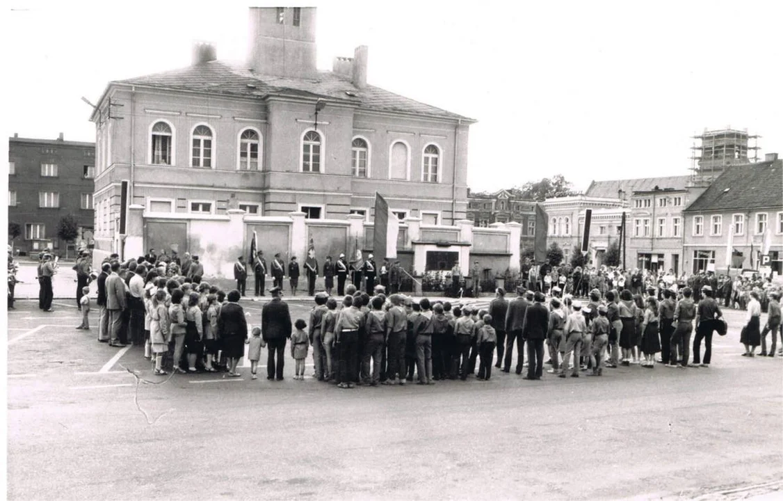 Likwidacja na Wyspie Kasztelańskiej harcówki 4. Drużyny Harcerskiej im. T. Kościuszki w Krobi