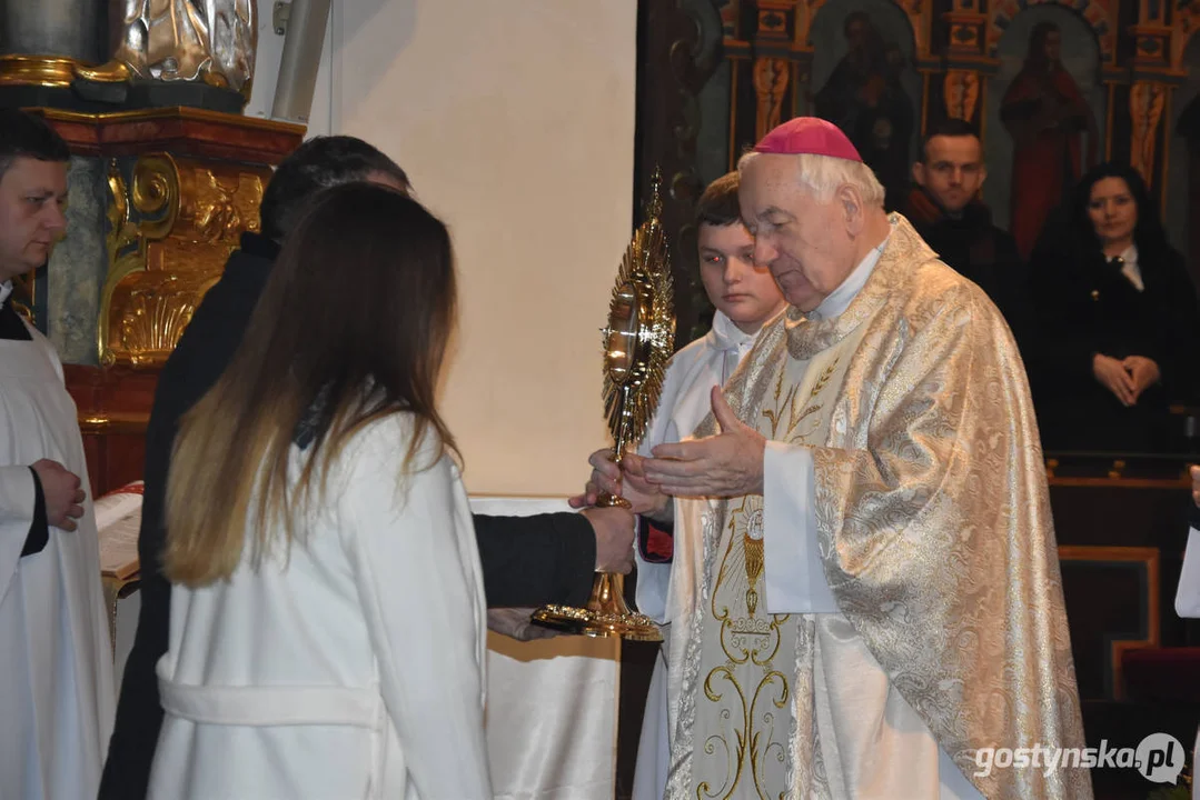 Otwarcie Kaplicy Wieczystej Adoracji we farze Gostyniu. Biskup Zdzisław Fortuniak w Gostyniu