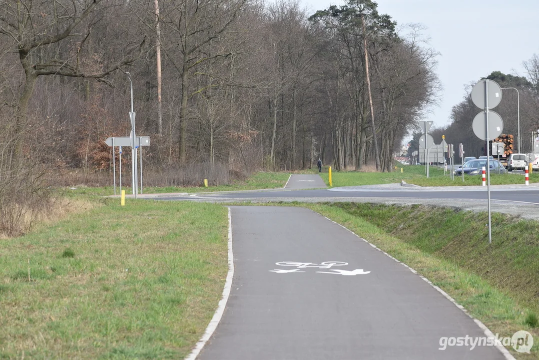 Budowa ścieżki pieszo-rowerowej Piaski-Gostyń