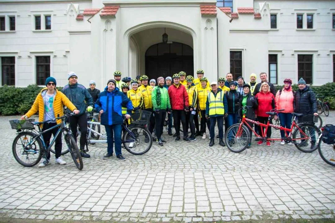 Przywitali wiosnę na rowerach w Jarocinie [ZOBACZ ZDJĘCIA] - Zdjęcie główne