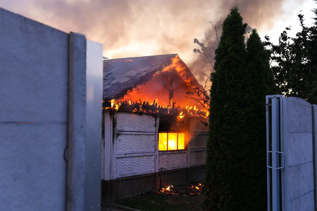 Pożar garażu w Starym Kobylinie