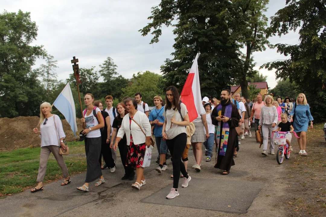 Odpust Matki Bożej Pocieszenia w Golinie z grupami pielgrzymów [2023]