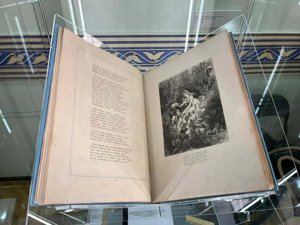 Ma ponad 140 lat. Unikatowy egzemplarz epopei narodowej został odrestaurowany. Gdzie i do kiedy można go oglądać? - Zdjęcie główne