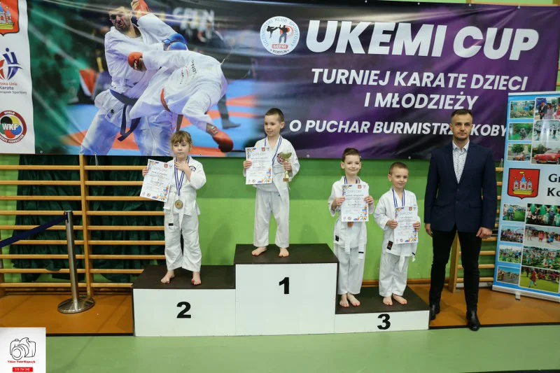 Kobylin. Turniej Karate o Puchar Burmistrza