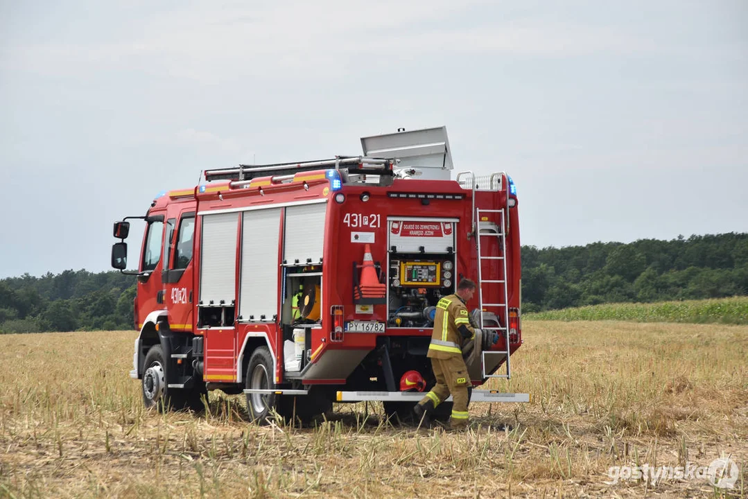 Pożar samochodu w gminie Borek Wlkp.