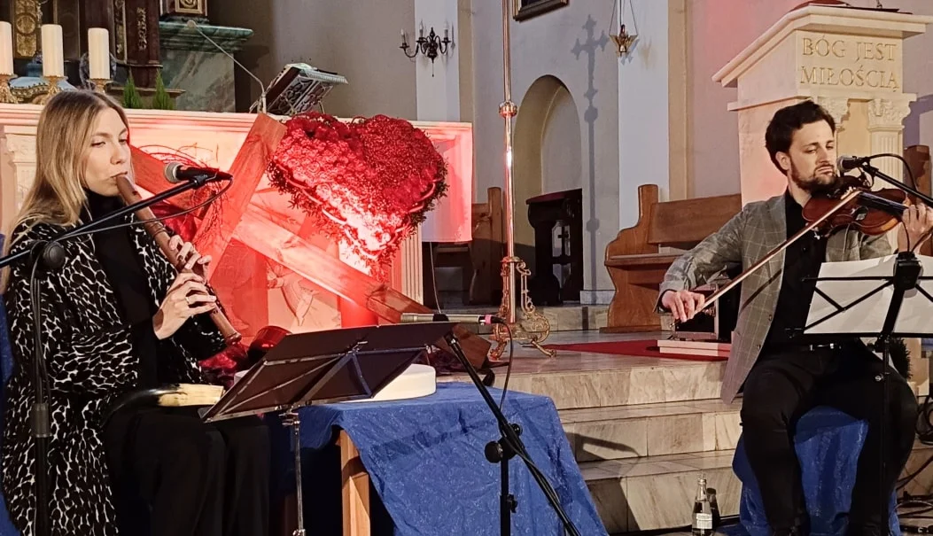 Piękny śpiew i zachwycająca muzyka w gołuchowskim kościele