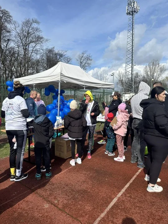 Bieg Kolorowej Skarpetki w Jarocinie. Z akcją dla Fundacji Ogród Marzeń