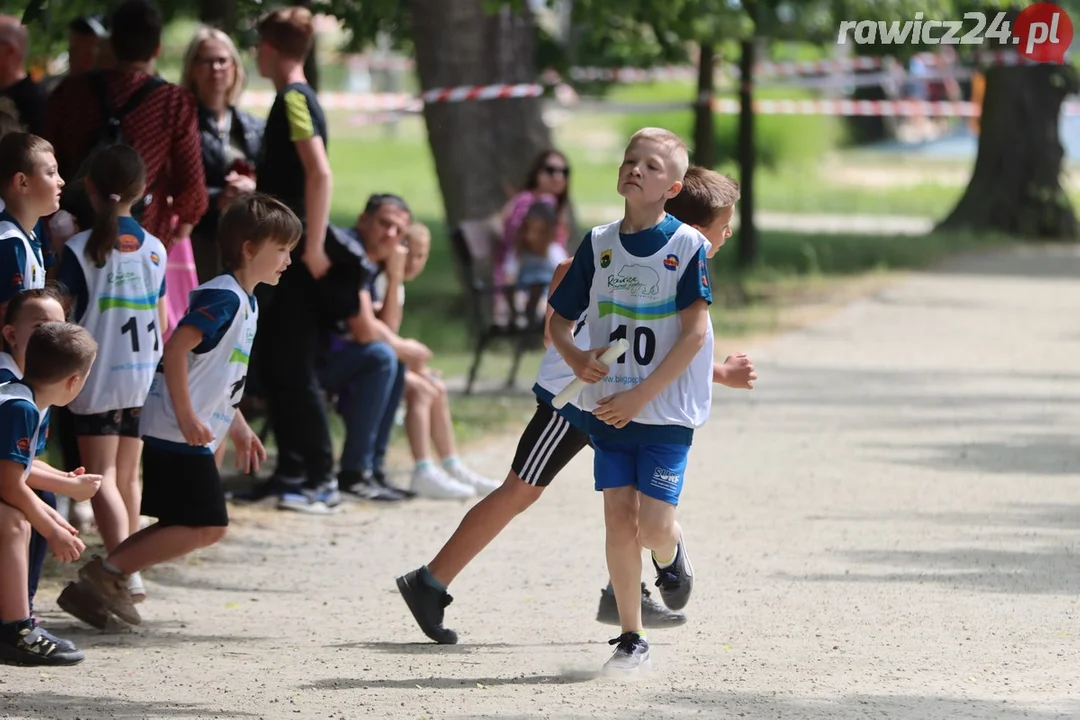 Sztafety szkolne w ramach 24h Rawickiego Festiwalu Sportu