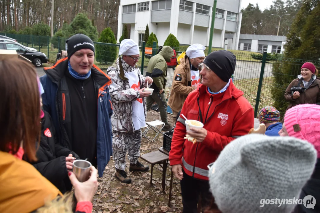 Biegająco zagrali dla WOŚP - Parkrun Gostyń i Grupa Nieprzemakalni Gostyń razem na trasie