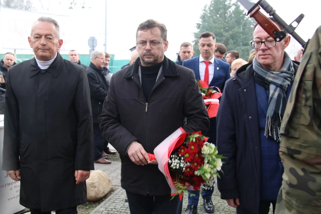 Uczcili Żołnierzy Wyklętych na mszy św. i przy pomniku w Jarocinie