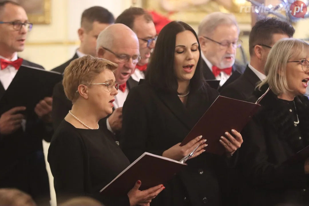 Rawicz. Zagrali i zaśpiewali kolędy i pastorałki dla Tosi