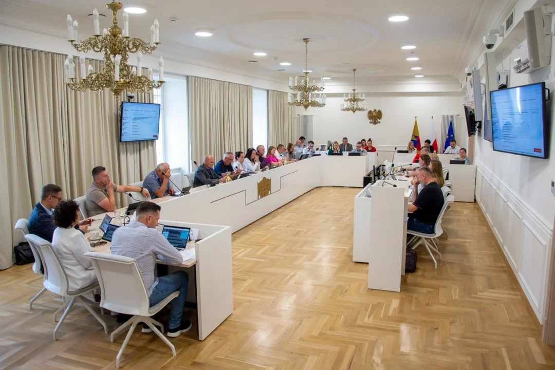 Posiedzenia Rady Miejskiej w Jarocinie (lipiec 2025 r.)