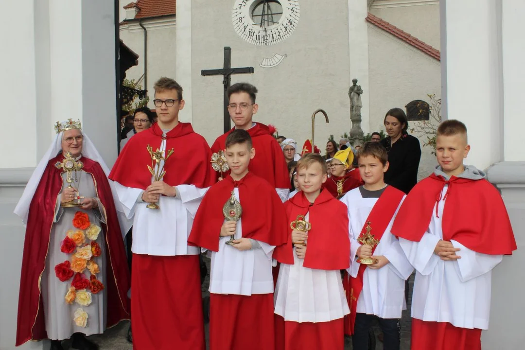 Marsz Wszystkich Świętych w parafii św. Marcina w Jarocinie