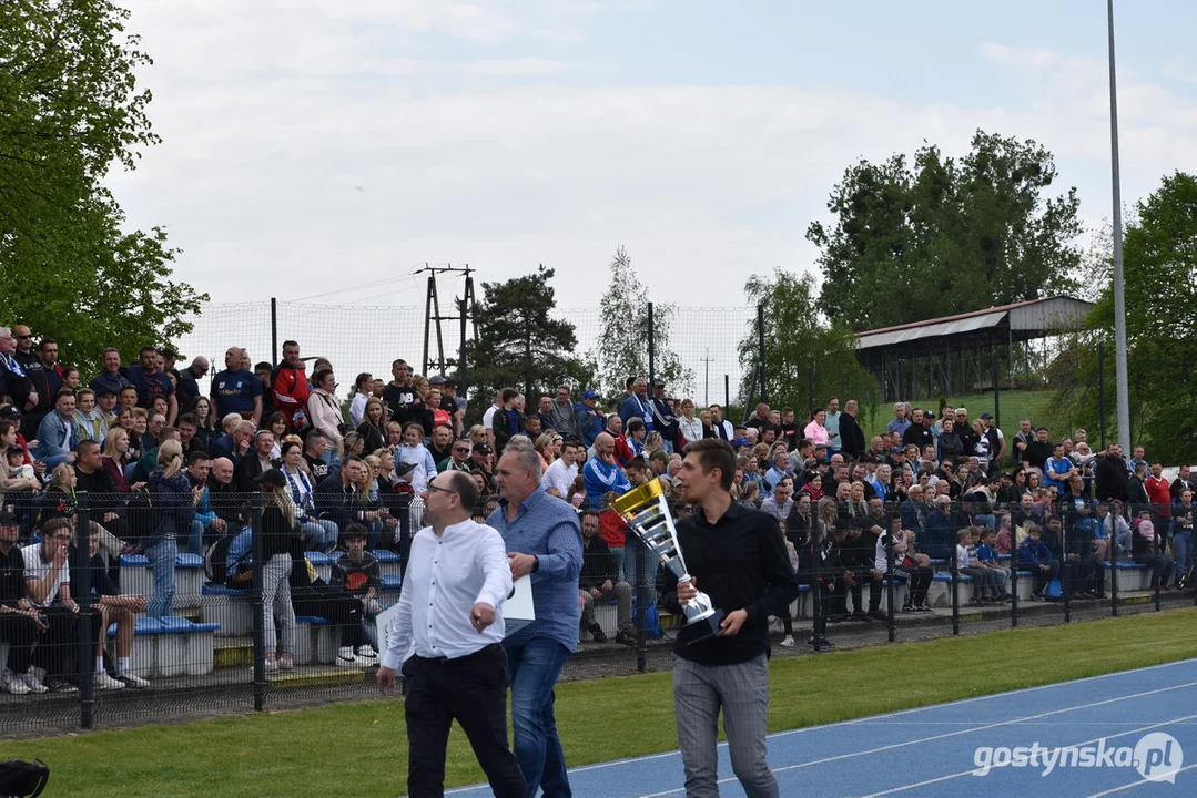 Mecz oldboyów Kani Gostyń i Lecha Poznań na 100-lecie Kani