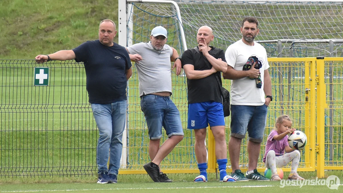 Sparing Kania Gostyń - Warta Śrem 2 : 2