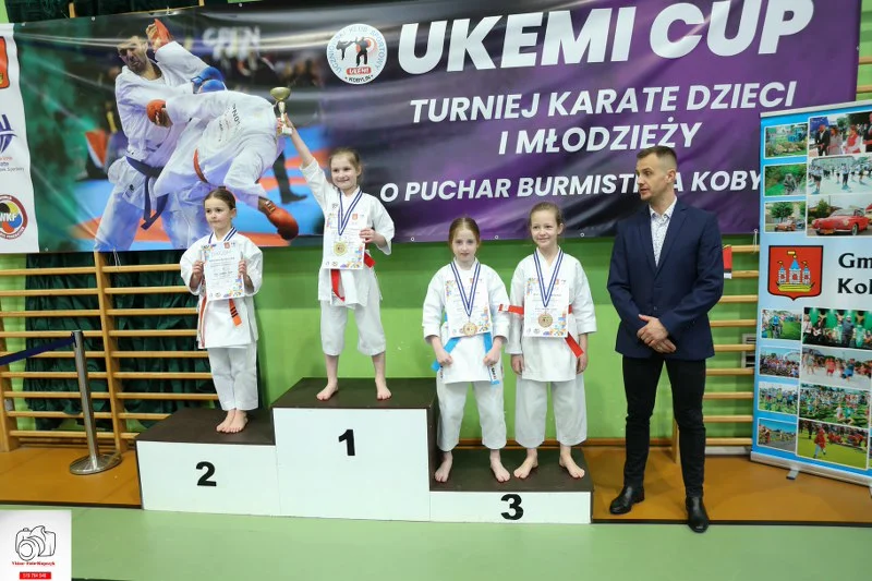 Kobylin. Turniej Karate o Puchar Burmistrza