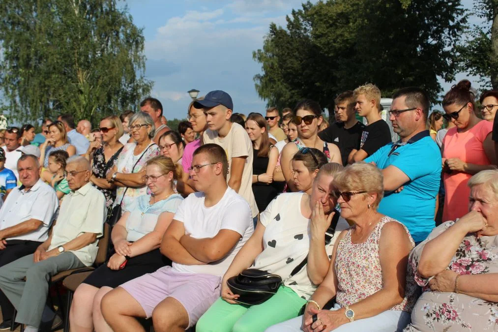 Po dwóch latach przerwy OSP z Dobieszczyzny zorganizowało dożynki