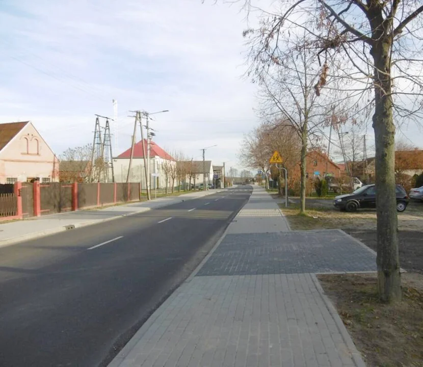 Przebudowana droga powiatowa w Szymanowie