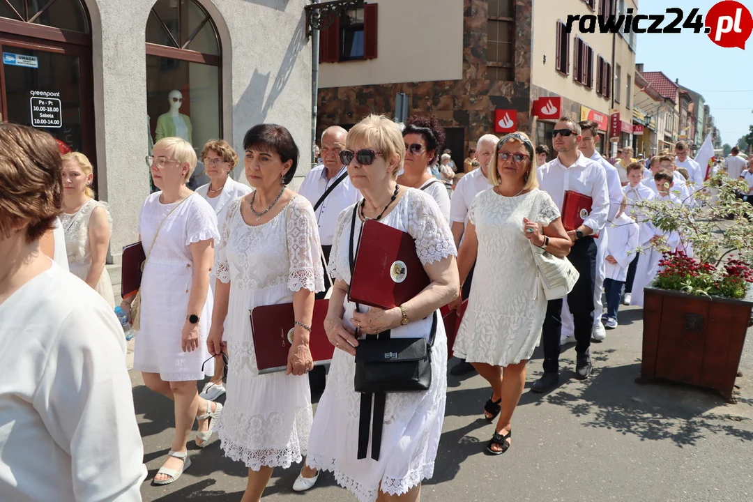 Rawicz. Procesja w Boże Ciało ulicami miasta (2023)