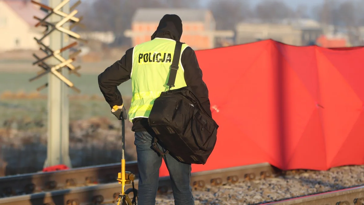 Tragedia pod Rawiczem. Zginął pieszy