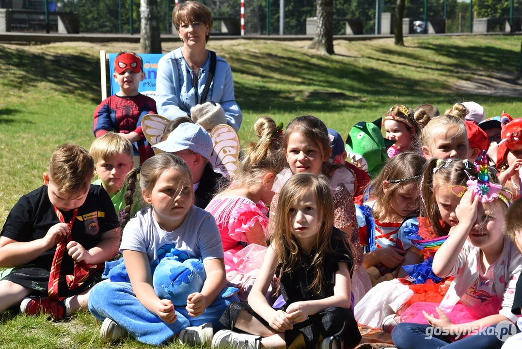 Parada Żywych Książek - Tydzień Bibliotek w gminie Krobia -