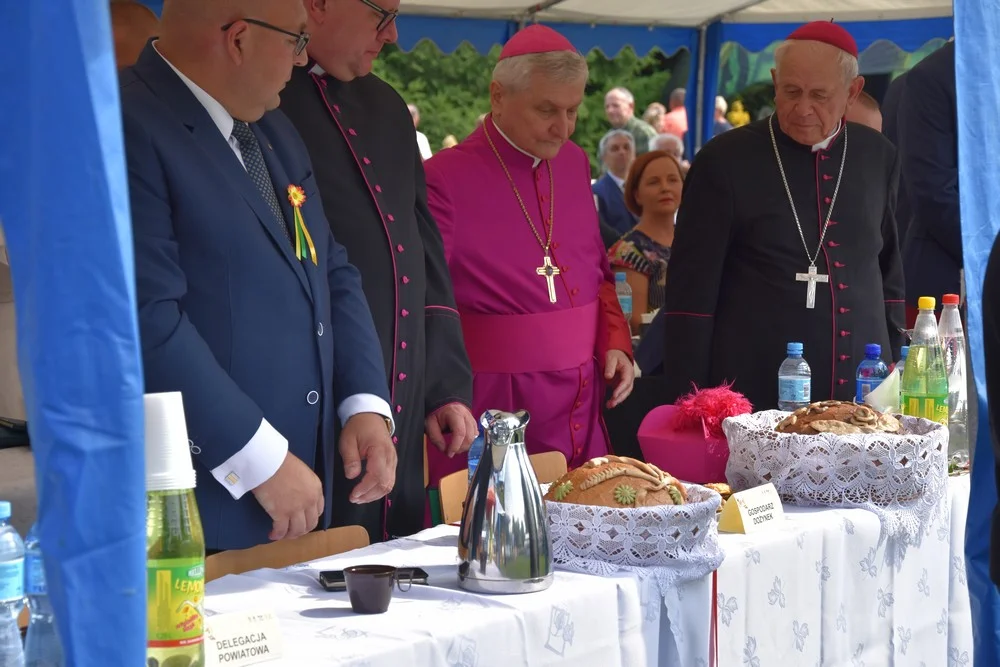 Dożynki powiatowe w Lutogniewie 2019