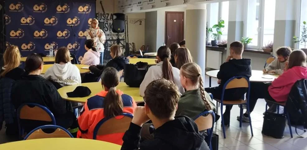 Wolontariusze z Zespołu Szkół Ponadpodstawowych nr 2 w Jarocinie