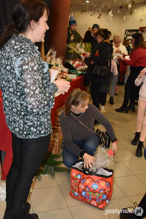 Jarmark Bożonarodzeniowy w Zespole Szkół Specjalnych w Brzeziu