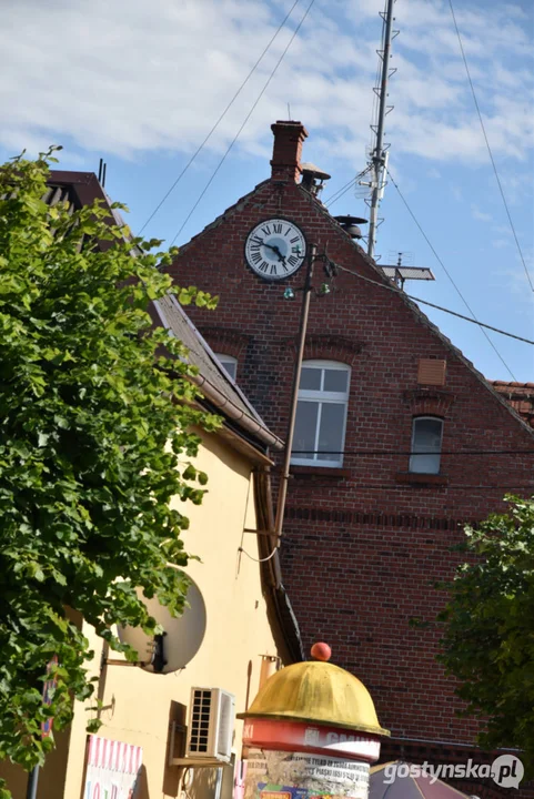 Spacer z Janem Niedzielą po rynku w Piaskach