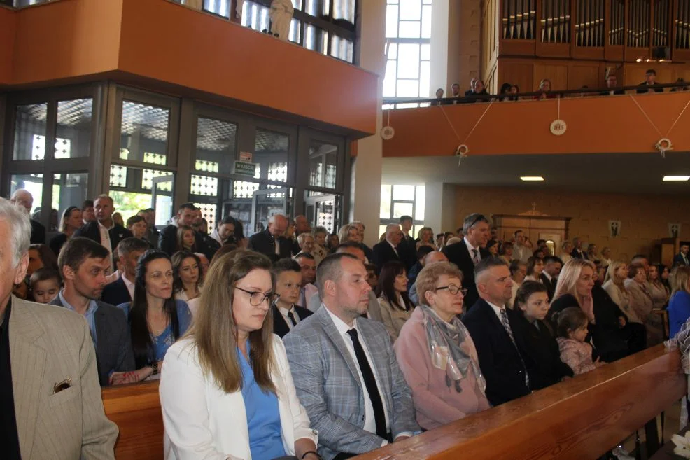 Pierwsza Komunia Święta w parafii św. Antoniego Padewskiego w Jarocinie