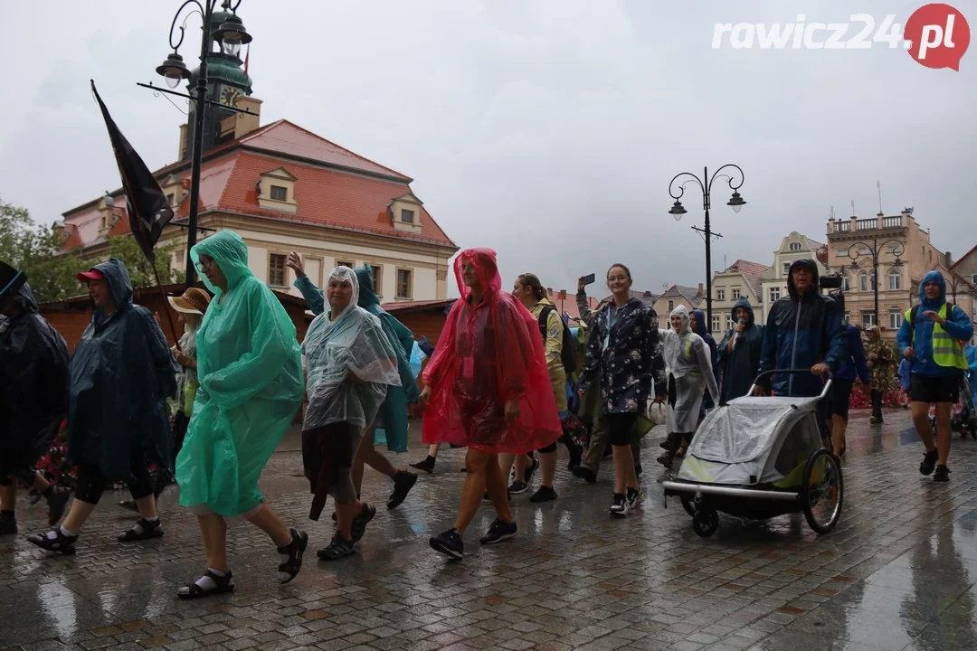 Pielgrzymi na ulicach Rawicza