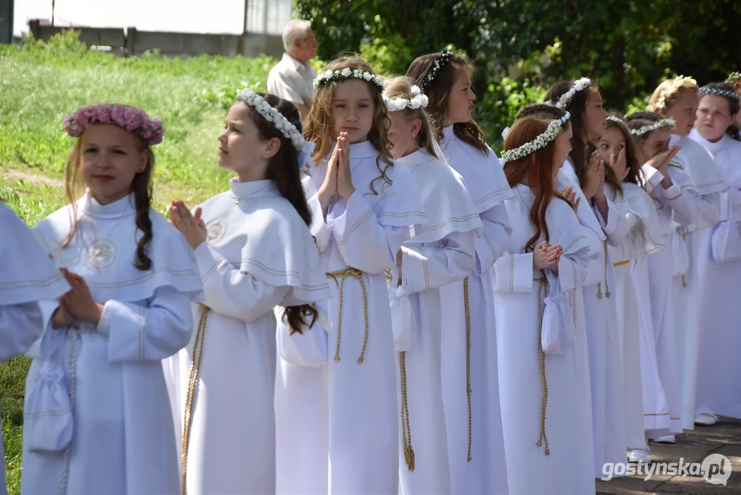 I Komunia Święta w parafii Narodzenia Najświętszej Maryi Panny w Poniecu