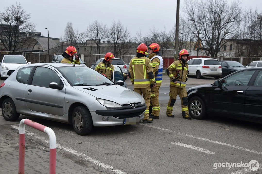 Zderzenie dwóch samochodów - Gostyń ul. Fabryczna