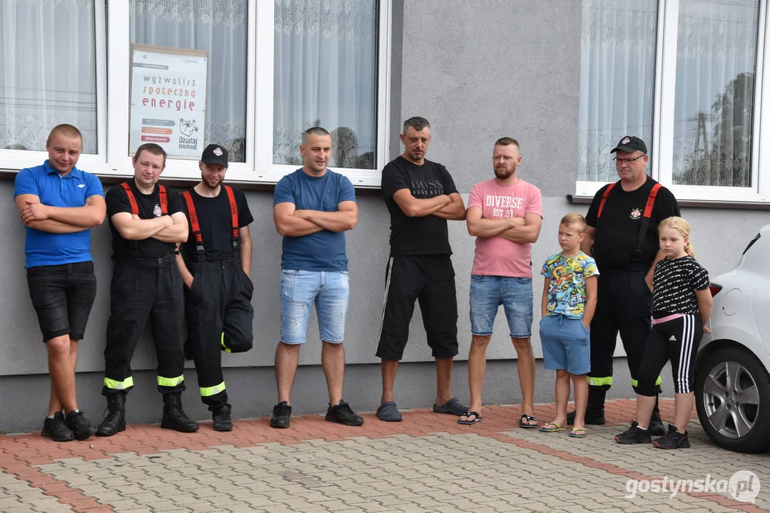 Spotkanie edukacyjno-prezentacyjne w remizie OSP Kromolice - jak używać defibrylatora?