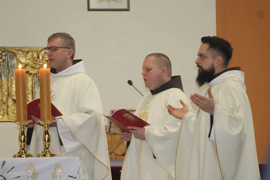 Franciszkanie w Jarocinie rozpoczęli świętowanie 90-lecia z biskupem kaliskim