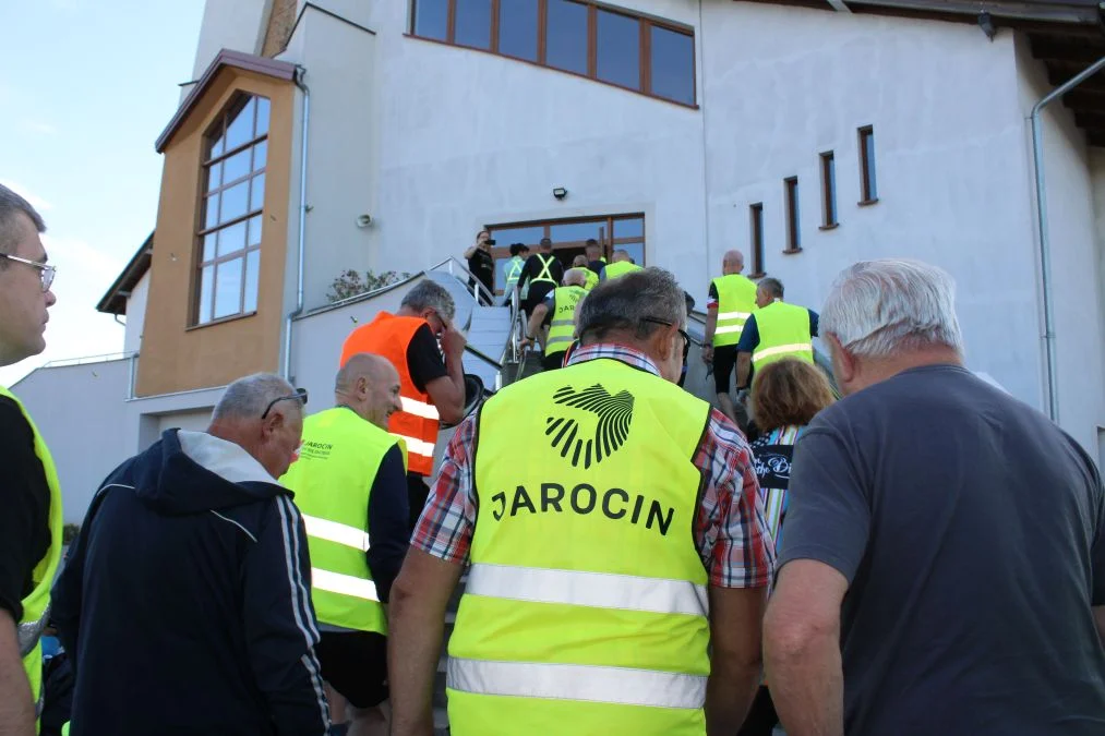 Rowerzyści z Jarocina wyruszyli w drogę na Jasną Górę