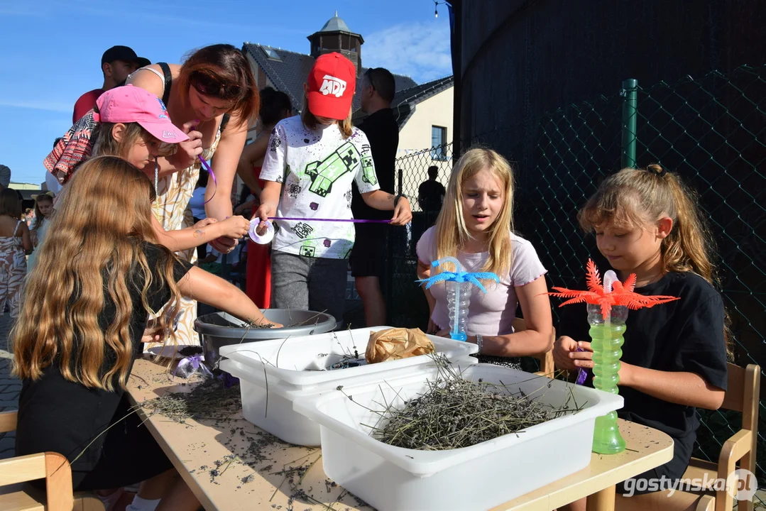 Piknik "Stara gazownia łączy pokolenia" w Krobi FOTO