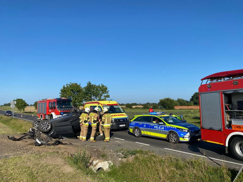 Dachowanie Volkswagena w miejscowości Zawada