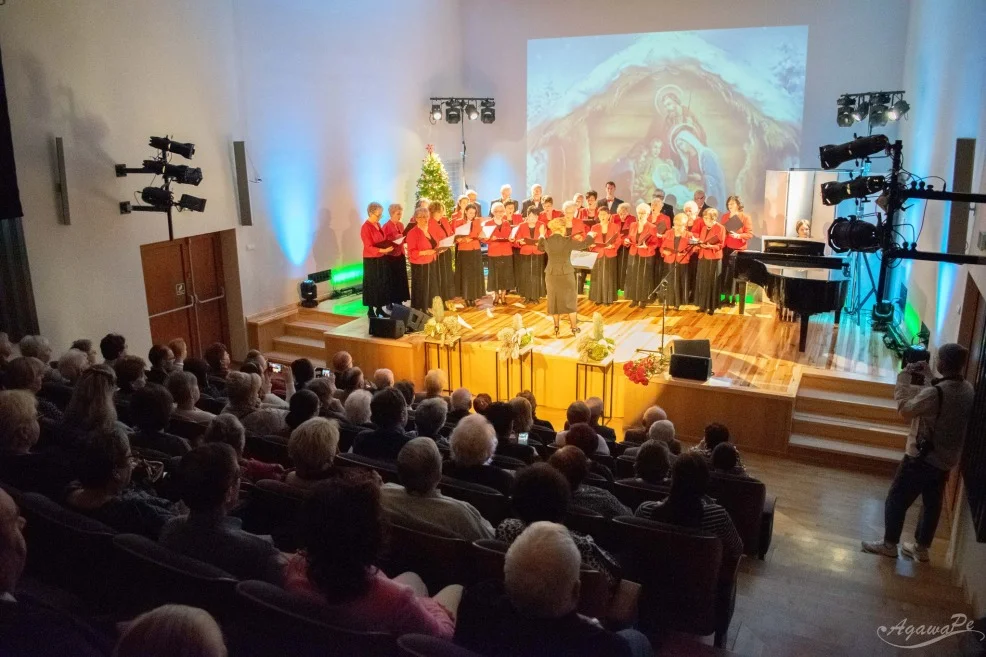 Koncert chóru Lutnia w Pleszewie