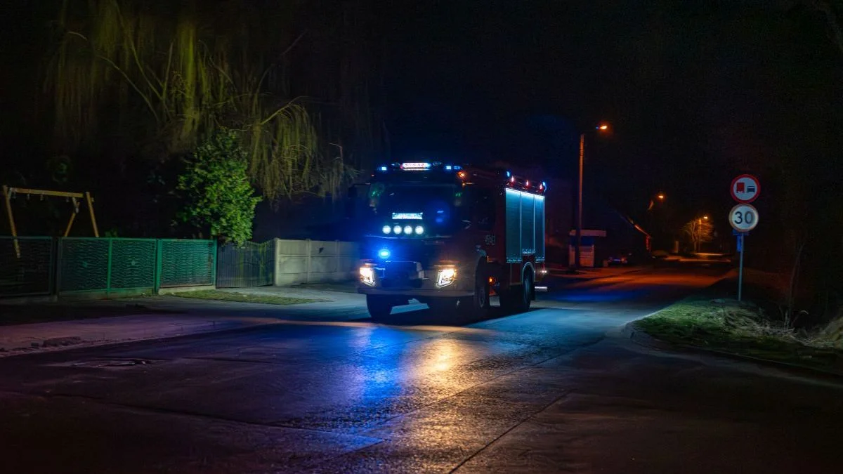 Pożar hali produkcyjnej w Golinie