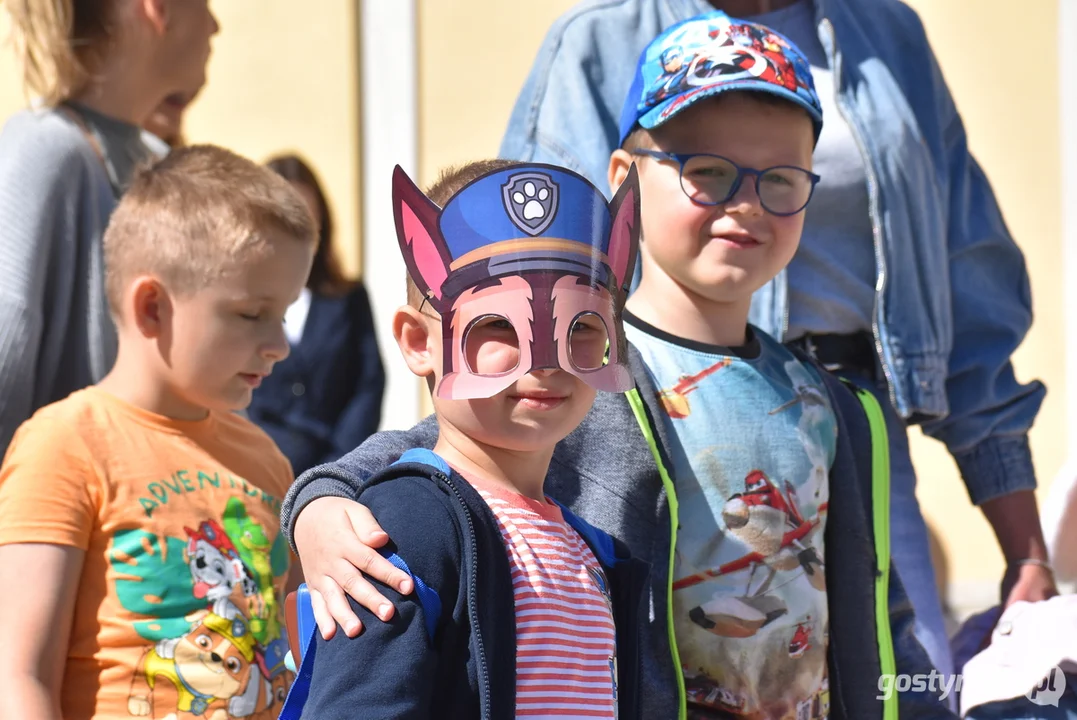 Parada Żywych Książek - Tydzień Bibliotek w gminie Krobia -