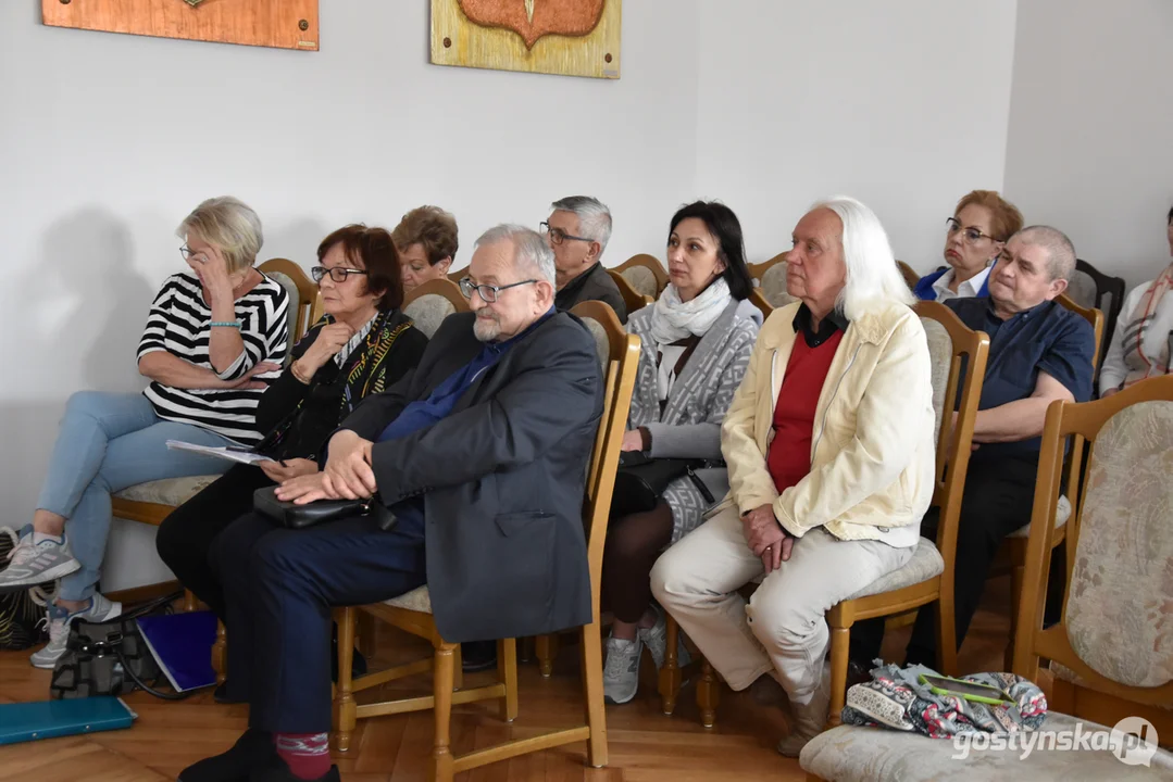 Mieszkańcy Gostynia protestują w sprawie składowiska odpadów