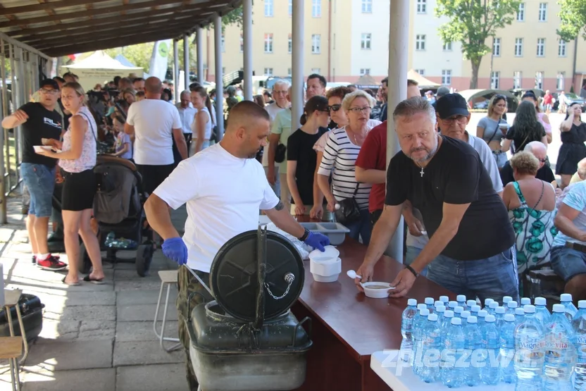 Piknik wojskowy w Pleszewie