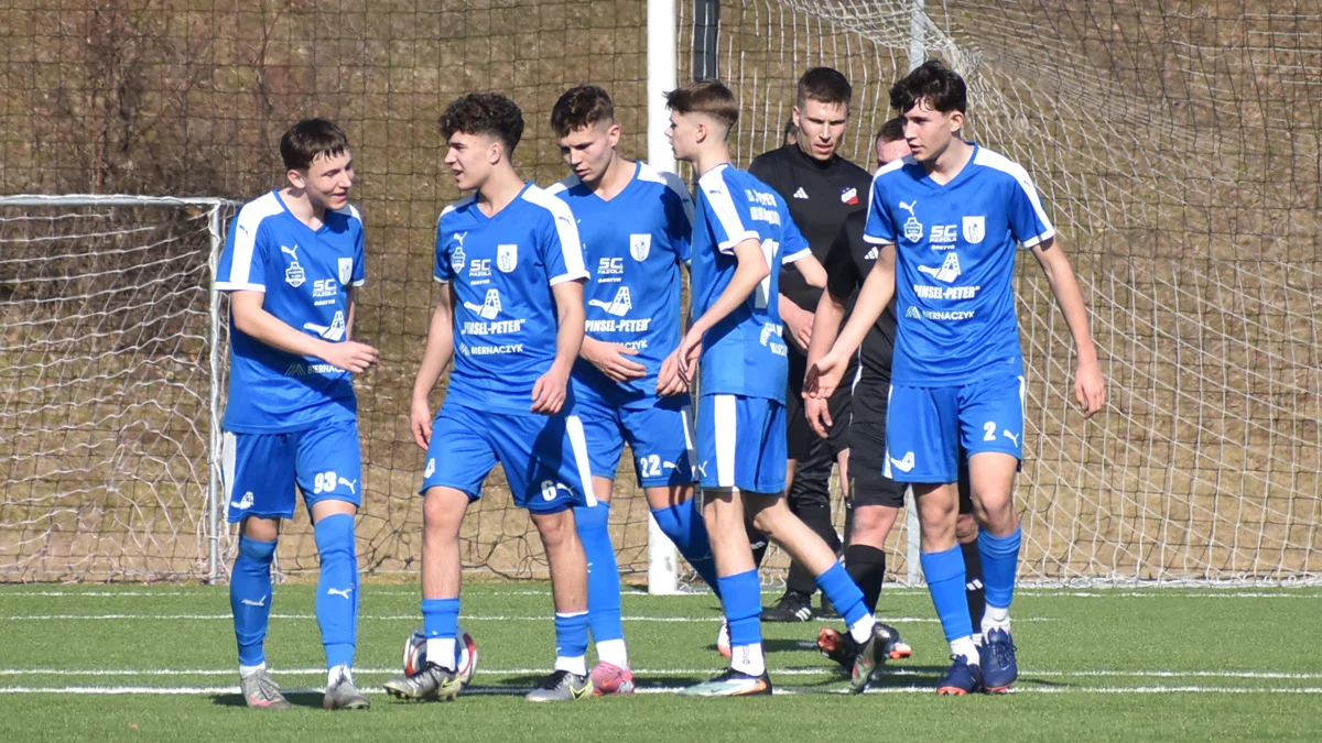 Piłkarze Krobianki osiem razy trafiali do bramki przeciwnika