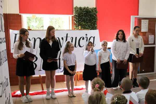 Obchody Święta Konstytucji 3 Maja w SP w Chwaliszewie
